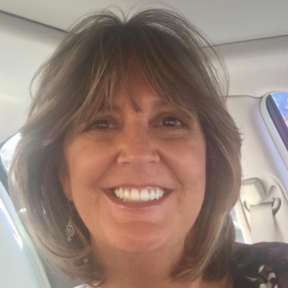 Meet your Posher, Robin jones